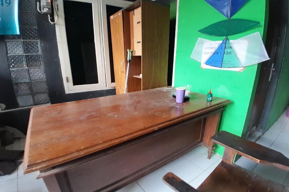 SPOT ON 93049 Iqfood Stonen Kostel Hotel in Indonesia