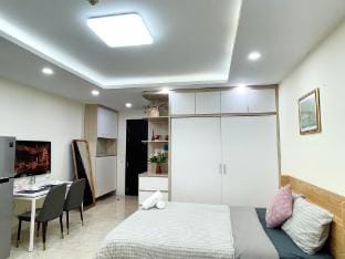 Luna's House #Studio Vinhome D'.Capitale 2304 Apartment in Laos