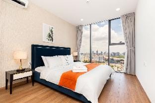 Luxurious 3Brs - Amazing View - Free Pool & Gym Apartment in Ho Chi Minh City