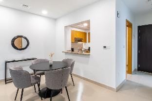 Silkhaus Spacious 1BR in Downtown | Pool View Vacation rental in Dubai