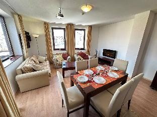 Entire house - 2br Mountain View Apartment - 250mbps Wifi Apartment in Bansko