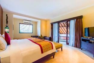 Cozy 2 BR Private Pool Villa #PS5 Villa in Kuta