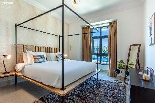 bnbmehomes |Traditional meets modern - 5041 Apartment in Dubai