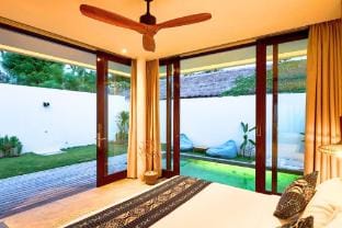 Rosa Acicularis 1BR Villa Private Pool SU27 Villa in Pemenang