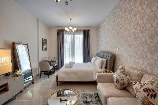 bnbmehomes | Classic Studio| heart of the JVC-b214 Apartment in Dubai