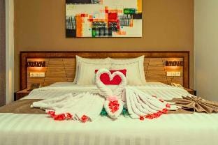 Luxury 1 BR Superior Room at The Beach Area ZN135A Apartment in Pemenang