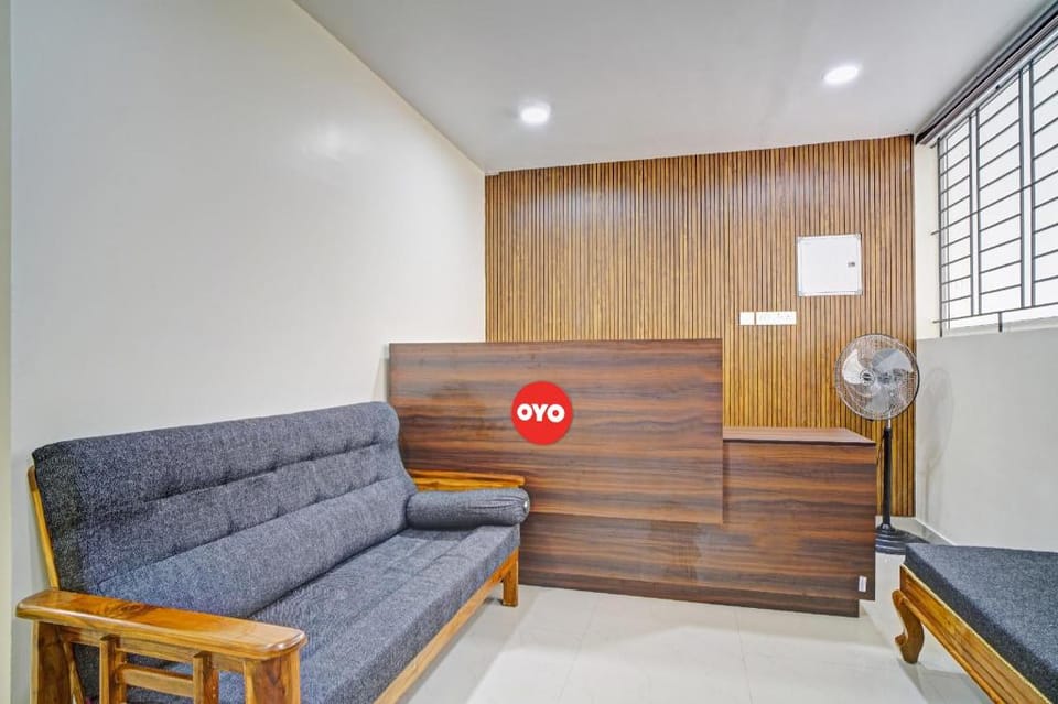 Super Hotel O Crystal Executive Suites Hotel in Kochi