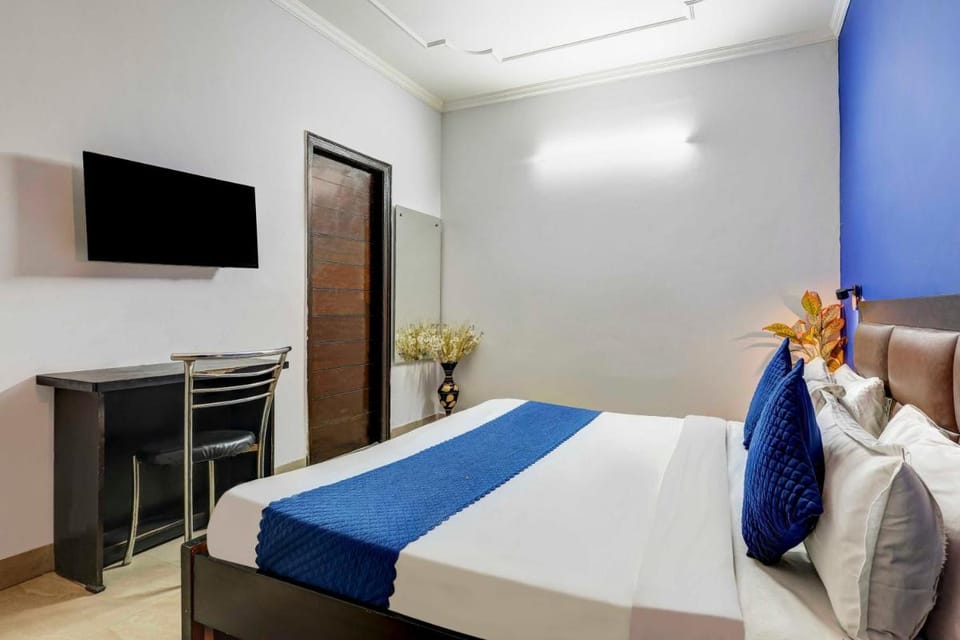 Hotel O A SQUARE SAKET RESIDENCY Hotel in New Delhi