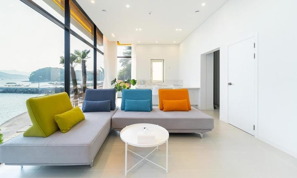 Be My Island Pool Villa Bed and Breakfast in South Korea
