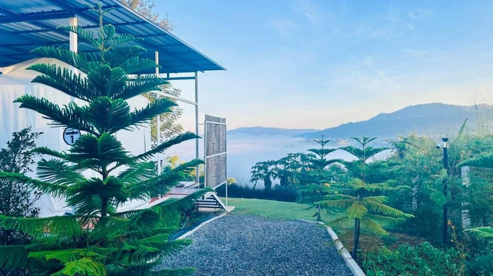 เขาค้อ ริเวอร์แคมป์  Hotel in Laos