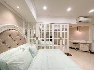 The Jewel of La Casa III Apartment in Surabaya