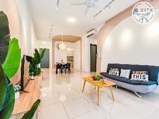 Paradigm Mall - Balmain Suites by RR JBcity Vacation rental in Johor Bahru
