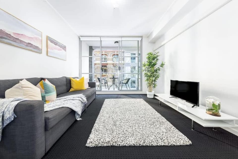 A Comfy Studio for 6 Next to Darling Harbour Vacation rental in Sydney