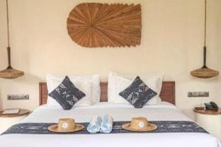 Amy 1 BR Private Pool Villa DH38 Villa in Pemenang