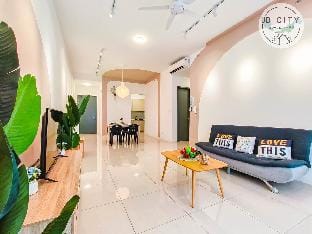 Paradigm Mall - Muller suites by RR JBcity Vacation rental in Johor Bahru