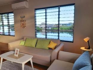 Waterfront Sunset Apartment Nadi - Water/Upstairs Apartment in Nadi