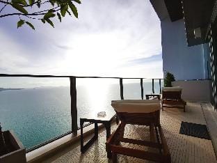 North Point Condo Villa in Pattaya City