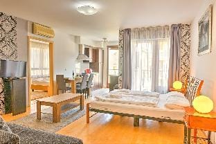 One bedroom Apartment with balcony Apartment in Budapest