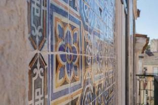 Old Town Chiado Balcony AirCon by LD Apartments Apartment in Lisbon