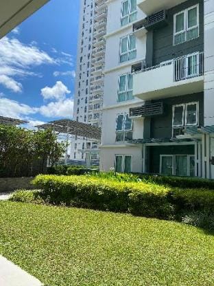 Ayala abreeza place t1-1815 Apartment in Davao City