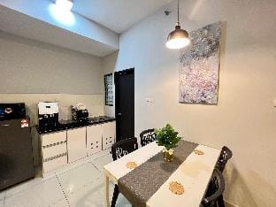 RiverView 8PAX 3BR in KBtown PS4, Netflix A-9-3 Apartment in Malaysia