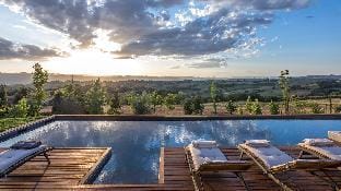 Casale the place 6+4, Emma Villas Apartment in Umbria