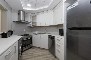 LUXE 1BR w/ Palm Skyline View & Easy Mall Access Apartment in Dubai