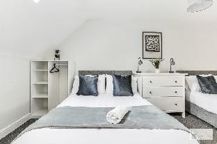 Silver Stag Properties, 4 BR Gem in Coalville Vacation rental in South Derbyshire District