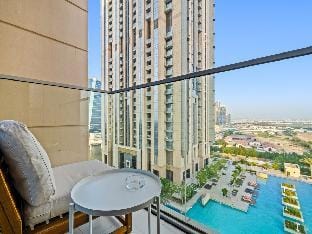 Modern Apartment With Partial Canal and Pool View Vacation rental in Dubai