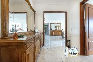 BnB Homes Large Apartment with 2 bedrooms & pool  Apartment in Guia
