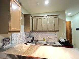 Condo unit with Free Pool Access Apartment in Angeles