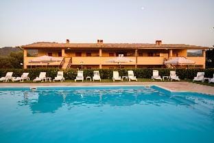 Residence Costa Tirrena: Appartamenti con Tripla  Vacation rental in Sicily