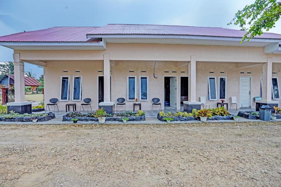 Hotel O Mutiara Homestay Syariah Near TPA / TPSA Nurul Yakin Hotel in West Sumatra, Indonesia