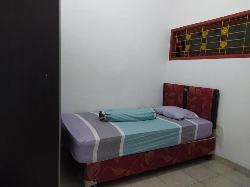 Hotel O Wisma Astukara Syariah Near Sejahtera Department Store Pinrang Hotel in Indonesia
