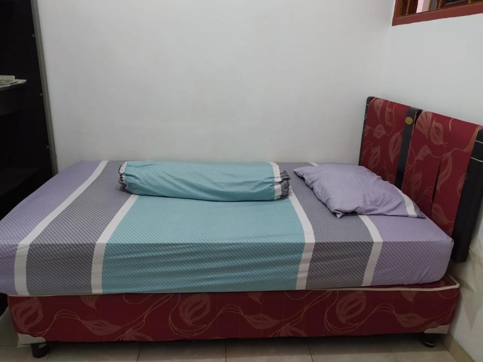 Hotel O Wisma Astukara Syariah Near Sejahtera Department Store Pinrang Hotel in Indonesia