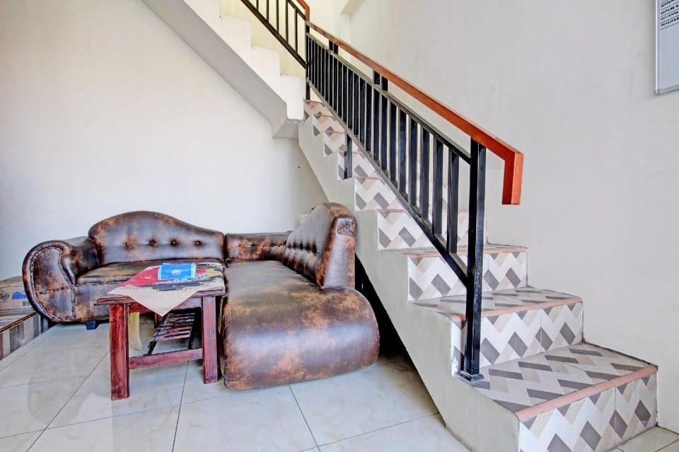 Hotel O Guest House Cemara 1 Syariah Hotel in Indonesia