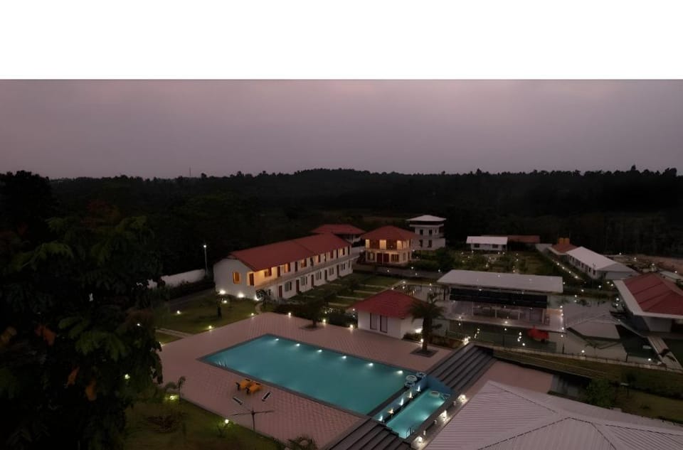 Advaya Luxury Resort Hotel in Karnataka