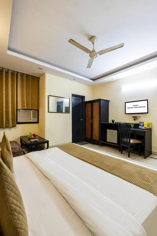 Hotel Ashoka International at Karol Bagh Delhi Hotel in Delhi