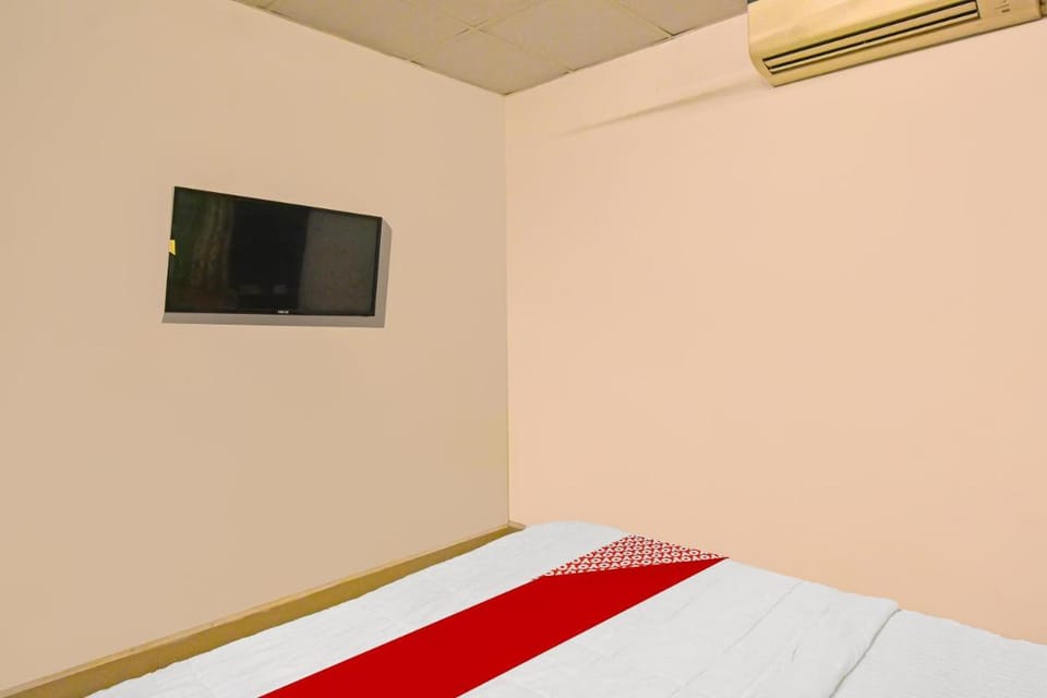 Hotel O Grand Residency Near Kasi Talkies Hotel in Chennai