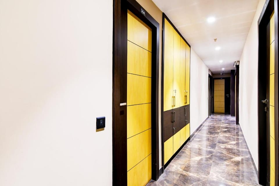 Super Townhouse New Town Near DLF Hotel in Kolkata