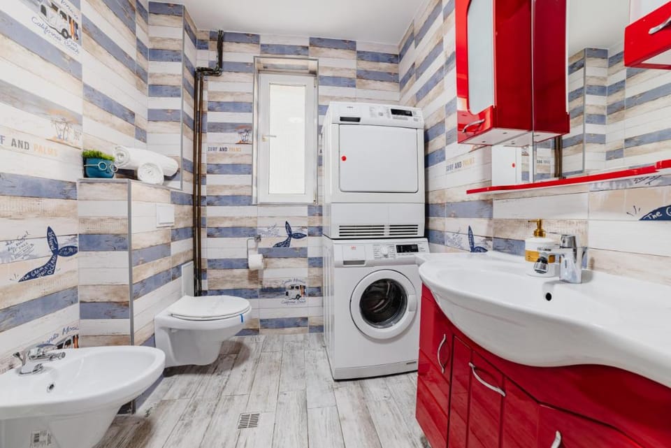 Noua Oasis BNB with PARKING Apartment in Brasov