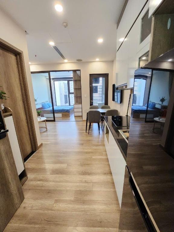 Fami Homestay - Ecopark Hưng Yên Apartment in Laos
