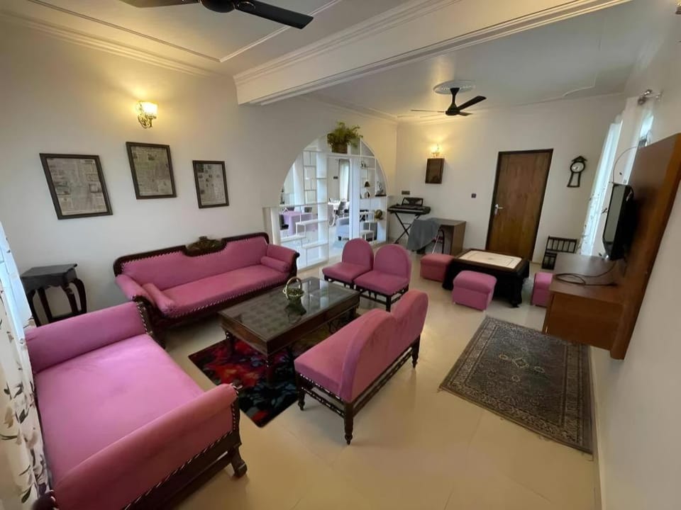 Alinda House Naukuchiatal By THE GHAUR Country House in Uttarakhand