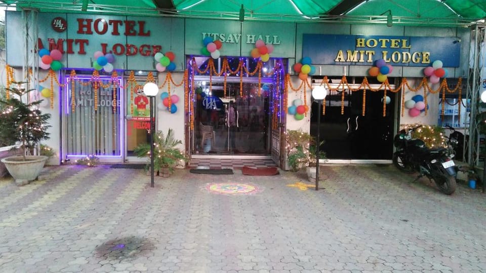 Hotel Amit Lodge Bihta Bihar Hotel in India