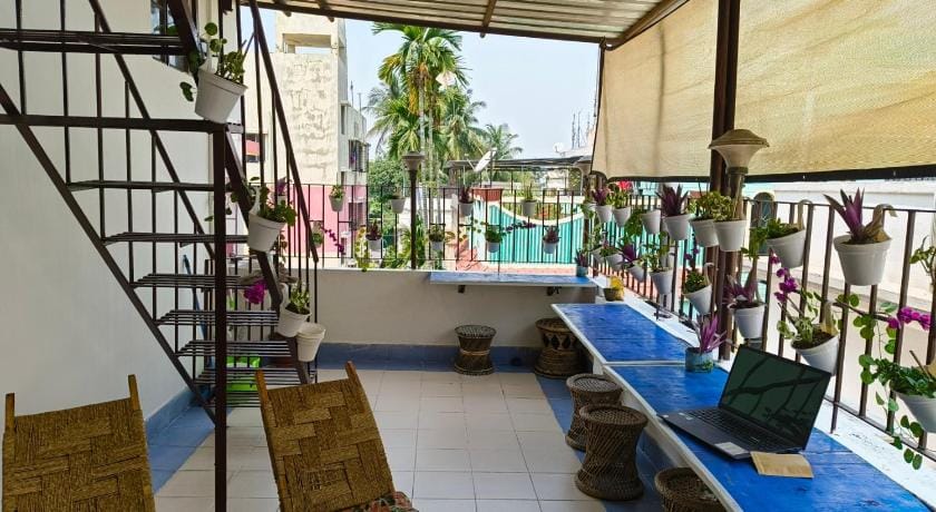 Calcutta Backpackers Hotel in Kolkata