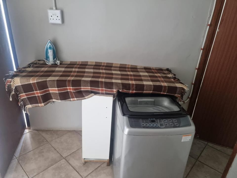 AIDEN'S GUEST HOUSE Apartment in Port Elizabeth