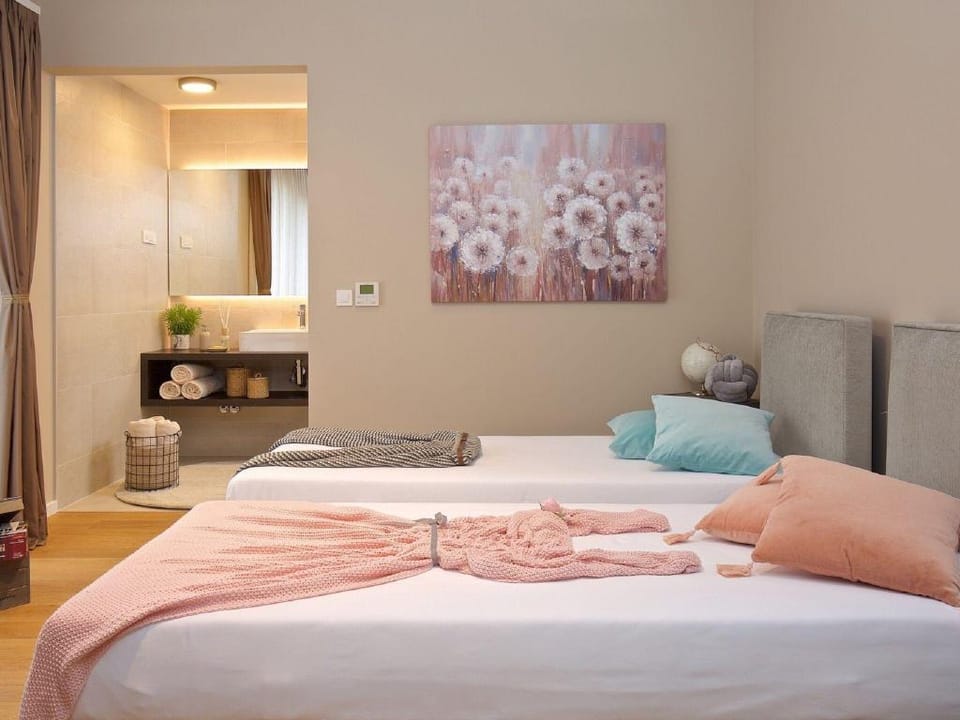 Enticing Holiday Home in Brtonigla with bubble bath Vacation rental in Istria County
