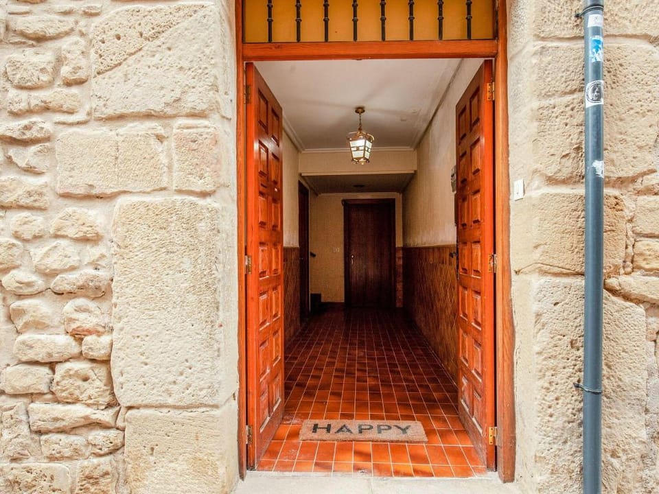 Belvilla by OYO Casa Clasiquita Vacation rental in Laguardia