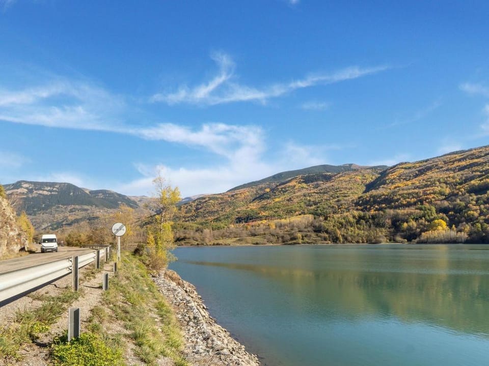 Stone Home in Benasque near Scenic Lake Apartment in Benasque