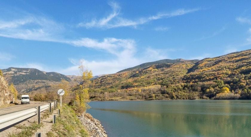 Stone Chalet near Benasque and Scenic Lake Apartment in Benasque